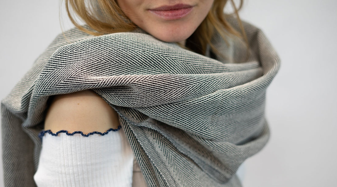 How to wear your Blanket Scarf | Blankets Scarves | Hamamingo | HAMAMINGO