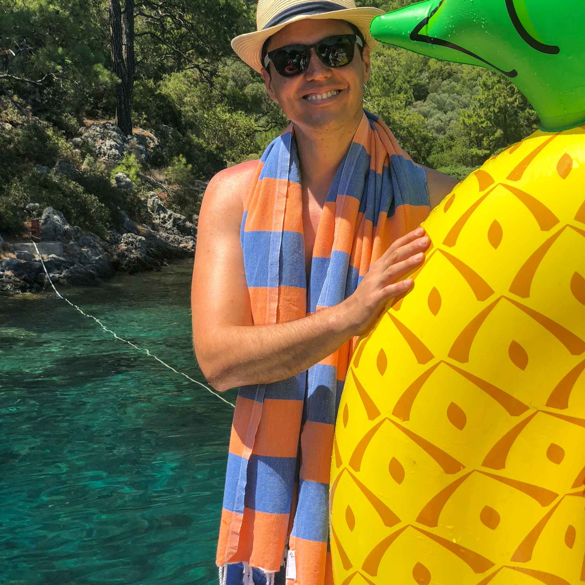 Carnival Towel Orange & Royal Blue - HAMAMINGO