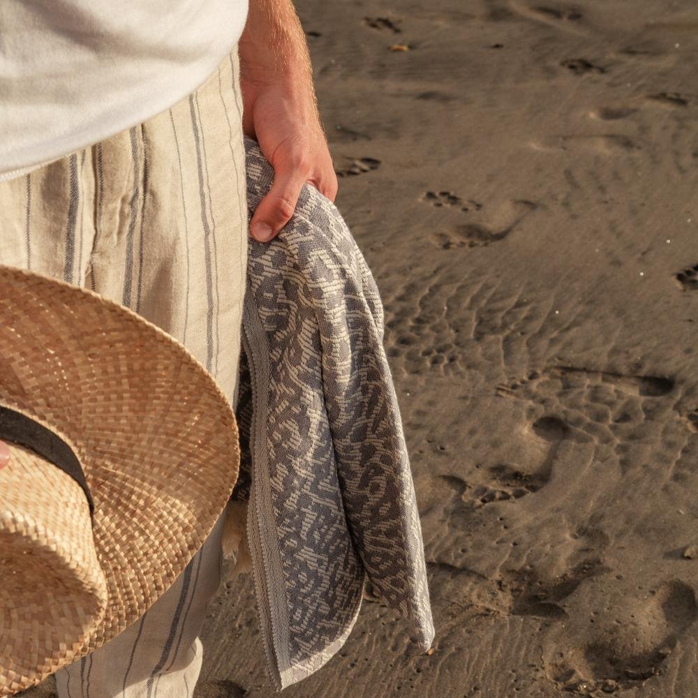 Narnia Blanket Scarf Charcoal Grey - HAMAMINGO