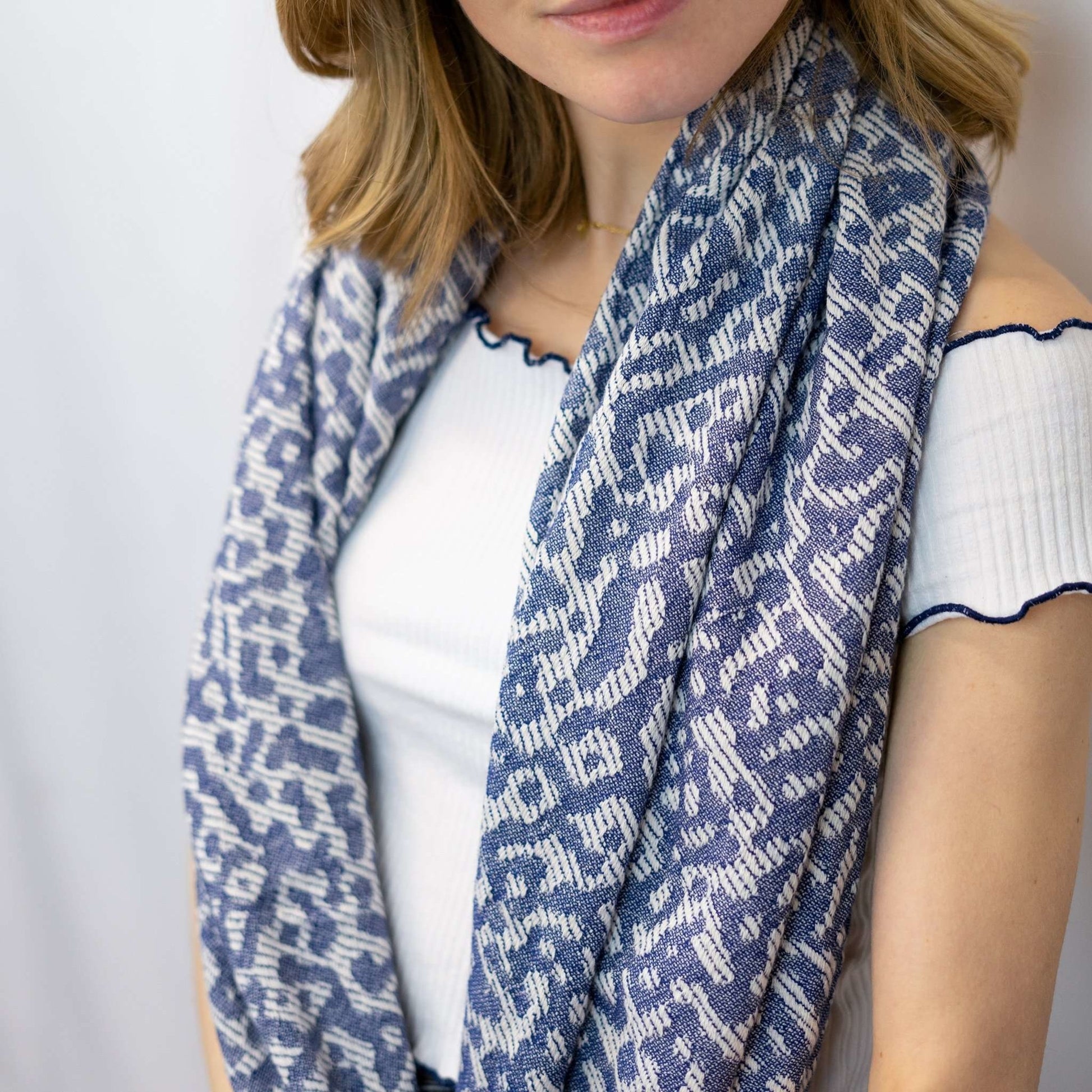 Narnia Blanket Scarf Navy Blue - HAMAMINGO