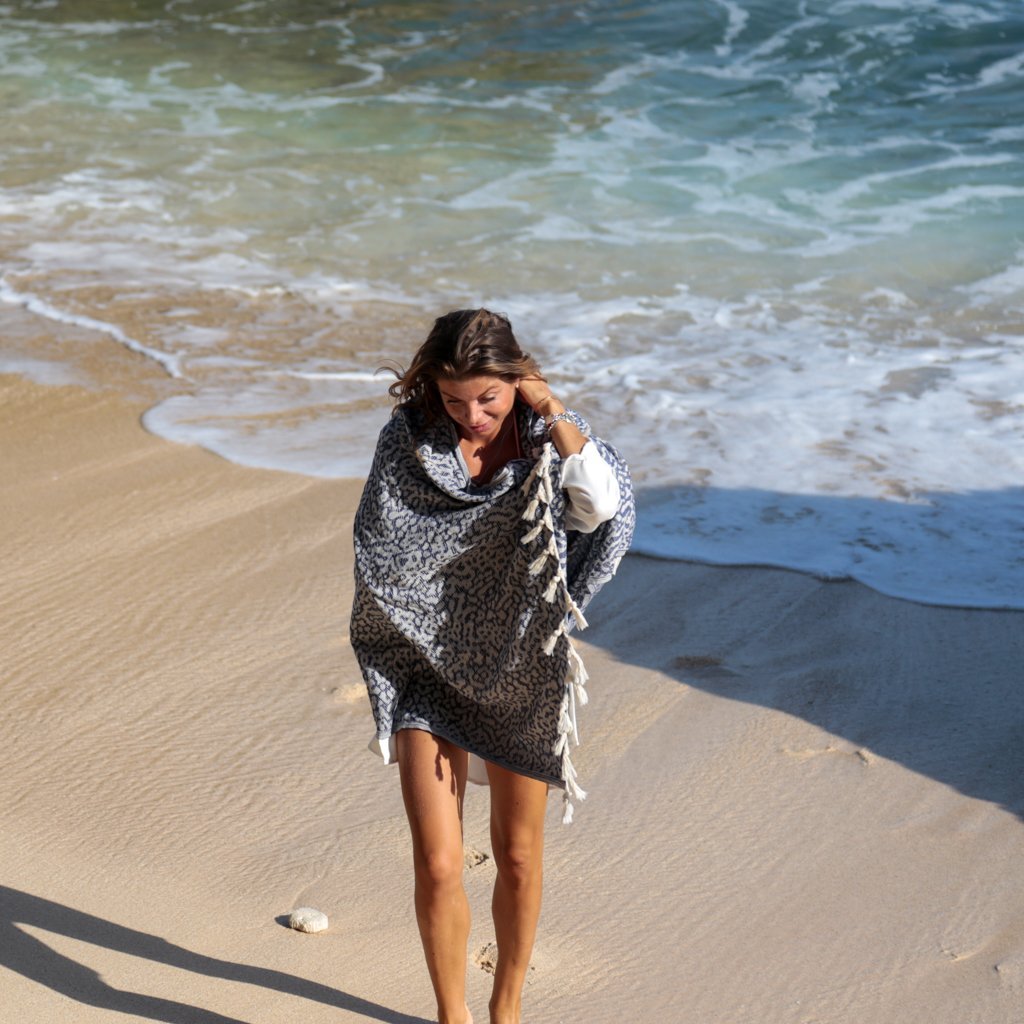 Narnia Blanket Scarf Navy Blue - HAMAMINGO