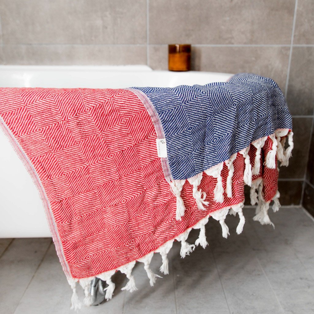 Trocadero Navy & Red - HAMAMINGO